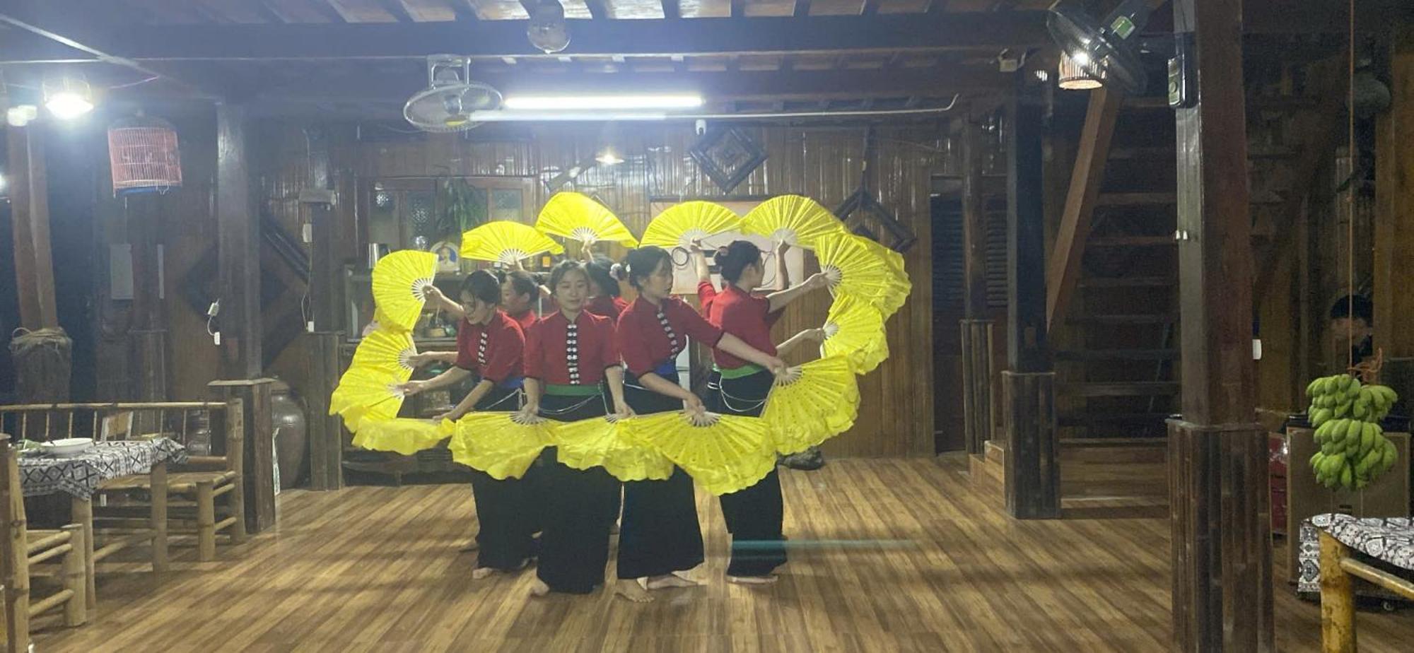 Thao Ly Homestay Mai Chau Hòa Bình Exterior foto
